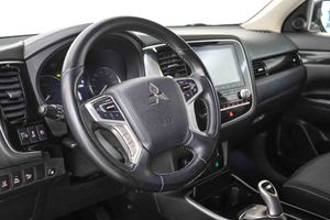 Mitsubishi Outlander 2.4 PHEV Motion Auto 4WD - Foto 5