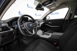 BMW Serie 3 320e - Foto 29