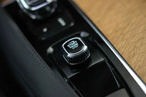 Volvo XC90 2.0 T8 AWD Recharge Inscription Auto - Foto 42