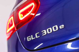 Mercedes GLC Coupé GLC 300 e 4MATIC AMG Line **Techo solar** - Foto 15