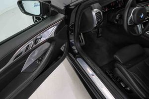 BMW Serie 8 M850i xDrive - Foto 31