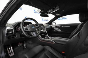 BMW Serie 8 M850i xDrive - Foto 29