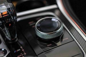 BMW Serie 8 M850i xDrive - Foto 44