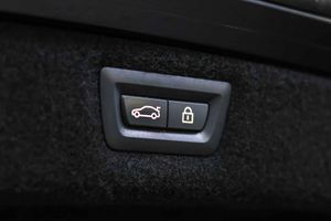 BMW Serie 8 M850i xDrive - Foto 55