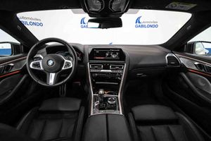 BMW Serie 8 M850i xDrive - Foto 33