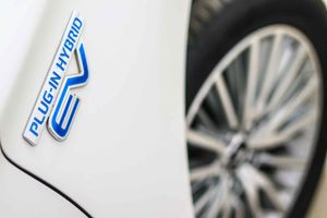 Mitsubishi Outlander 2.4 PHEV Motion Auto 4WD - Foto 17