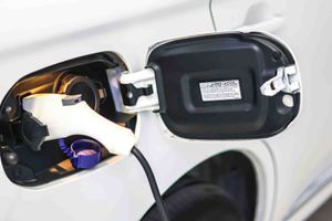 Mitsubishi Outlander 2.4 PHEV Motion Auto 4WD - Foto 10