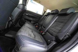 Mitsubishi Outlander 2.4 PHEV Motion Auto 4WD - Foto 47