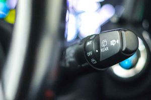 Mitsubishi Outlander 2.4 PHEV Motion Auto 4WD - Foto 41