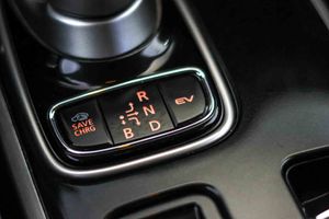 Mitsubishi Outlander 2.4 PHEV Motion Auto 4WD - Foto 44