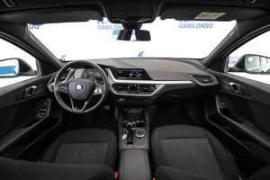BMW Serie 1 118i Auto. - Foto 30