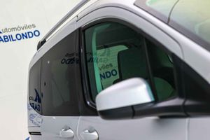 Ford Tourneo Courier 1.0 EcoBoost 100cv Titanium - Foto 17