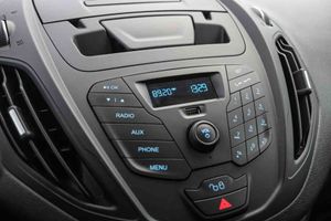 Ford Tourneo Courier 1.0 EcoBoost 100cv Titanium - Foto 50