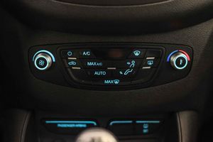 Ford Tourneo Courier 1.0 EcoBoost 100cv Titanium - Foto 45