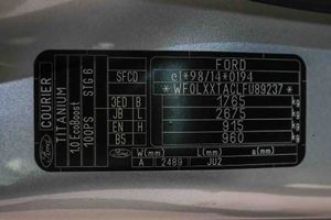 Ford Tourneo Courier 1.0 EcoBoost 100cv Titanium - Foto 7