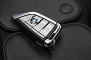 BMW Serie 7 745e - Foto 95