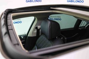 BMW Serie 7 745e - Foto 15