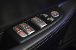 BMW Serie 7 745e - Foto 38