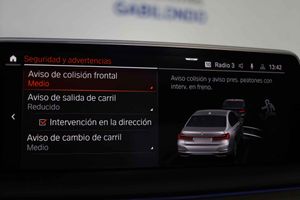 BMW Serie 7 745e - Foto 84