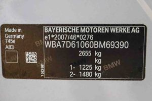 BMW Serie 7 745e - Foto 7