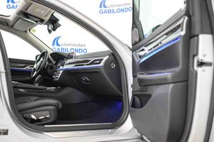 BMW Serie 7 745e - Foto 72