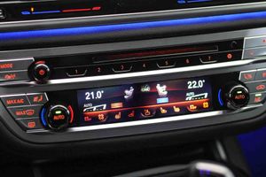 BMW Serie 7 745e - Foto 56