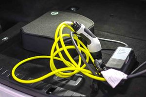 BMW Serie 7 745e - Foto 94