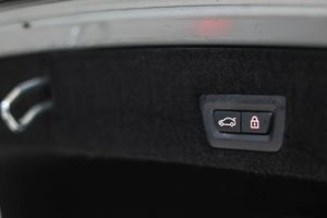 BMW Serie 7 745e - Foto 75