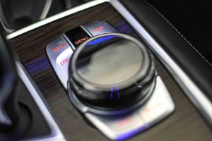 BMW Serie 7 745e - Foto 54