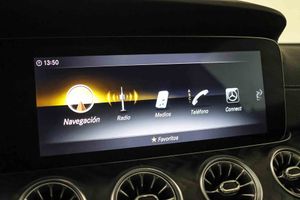Mercedes Clase E Coupé E 220 d 4MATIC AMG Line **Techo panorámico** - Foto 54