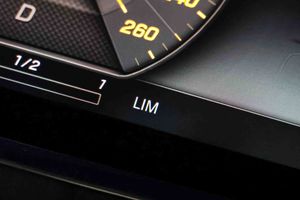 Mercedes Clase E Coupé E 220 d 4MATIC AMG Line **Techo panorámico** - Foto 33