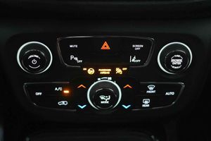 Jeep Compass 1.4 Mair 103kW Limited 4x2 Techo panorámico - Foto 47