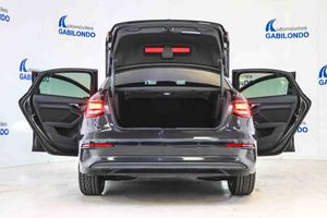 Audi A3 Sedan 35 TFSI 110kW (150CV) S tronic - Foto 23