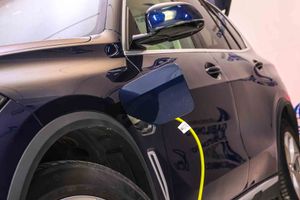 BMW X5 xDrive45e **Techo panorámico** - Foto 10