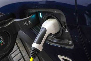 BMW X5 xDrive45e **Techo panorámico** - Foto 9