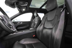 Volvo XC60 2.0 T5 R-Design Auto - Foto 32