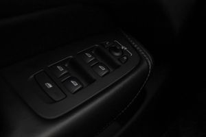 Volvo XC60 2.0 T5 R-Design Auto - Foto 35