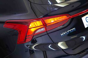 Hyundai Santa Fe 1.6 TGDi HEV Klass Auto 4x2 **7 Plazas** - Foto 19