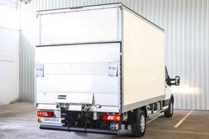 Ford Transit Chasis Cabina 3500 L4 Ecoblue **Plataforma elevadora** - Foto 9