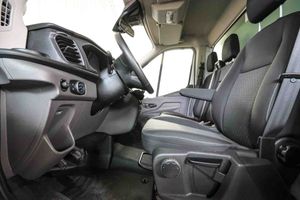 Ford Transit Chasis Cabina 3500 L4 Ecoblue **Plataforma elevadora** - Foto 17