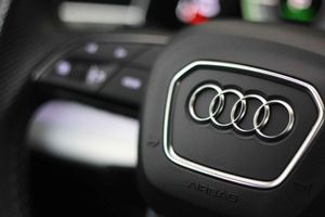 Audi Q8 55 TFSIe 280kW Black L quattro tiptronic - Foto 39