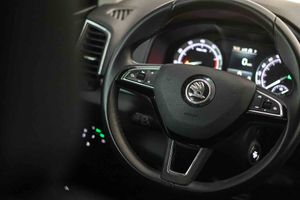 Skoda Karoq 1.5 TSI 110kW (150CV) DSG ACT Ambition - Foto 33