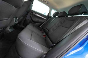 Skoda Karoq 1.5 TSI 110kW (150CV) DSG ACT Ambition - Foto 47