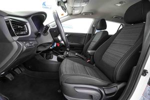 Kia Stonic 1.2 CVVT 62kW (84CV) Drive Eco-Dynamics - Foto 28