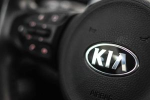 Kia Stonic 1.2 CVVT 62kW (84CV) Drive Eco-Dynamics - Foto 34