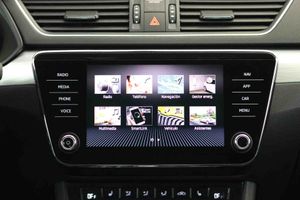 Skoda Superb L&K 1.4 TSI iV P-HEV 160kW DSG - Foto 43