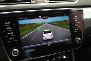 Skoda Superb L&K 1.4 TSI iV P-HEV 160kW DSG - Foto 54