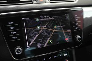 Skoda Superb L&K 1.4 TSI iV P-HEV 160kW DSG - Foto 52