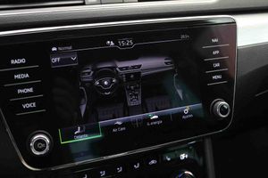 Skoda Superb L&K 1.4 TSI iV P-HEV 160kW DSG - Foto 56