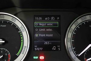 Skoda Superb L&K 1.4 TSI iV P-HEV 160kW DSG - Foto 36